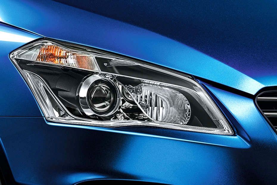 Maruti Ciaz Headlamp