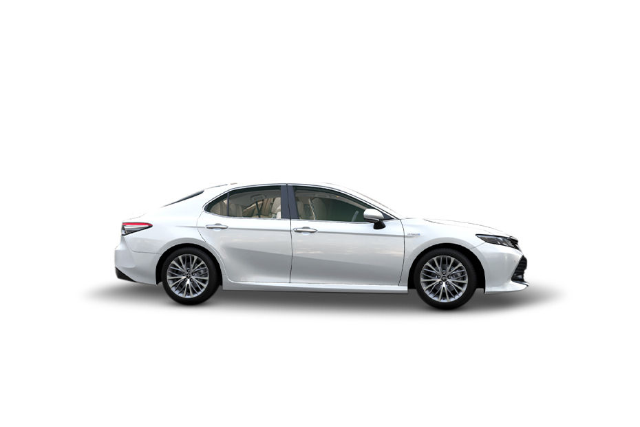 Toyota Camry Platinum White Pearl